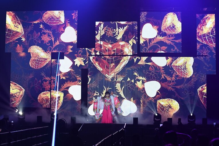 11月3日のスターダム広島大会。白川未奈の入場シーン