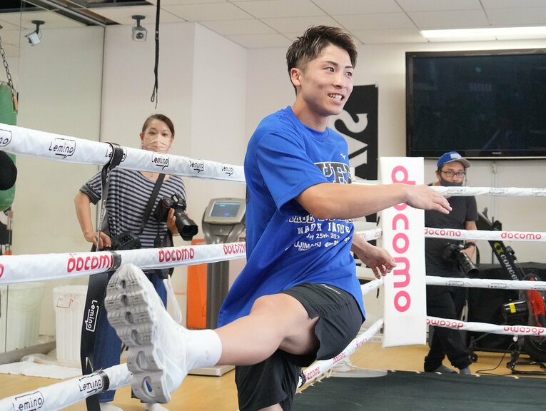 7月15日の公開練習で笑顔を浮かべる井上尚弥　©Naoki Fukuda