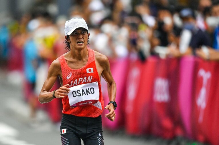 現役ラストレースとなった東京五輪男子マラソンでも、負けん気の強さが随所ににじみ出ていた ／ photograph by Getty Images
