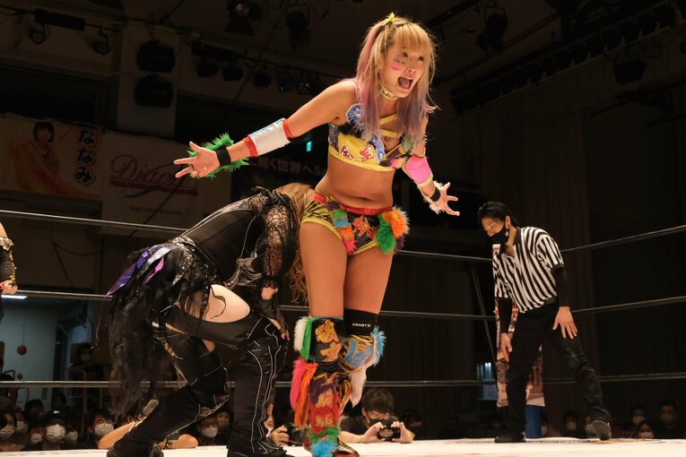 「ギャン期」ウナギ・サヤカとタイガー・クイーンの“初遭遇”に見た期待感…正反対の2人は女子プロレス界の看板カードになり得るか？(32)