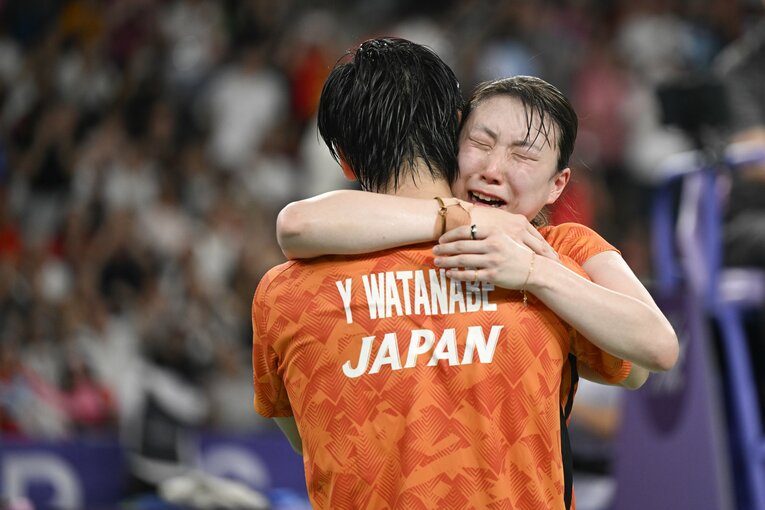 勝利の瞬間、感極まるわたがしペア　©Asami Enomoto/JMPA