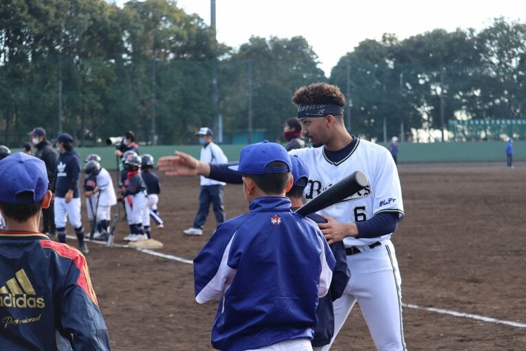 野球教室の一コマ