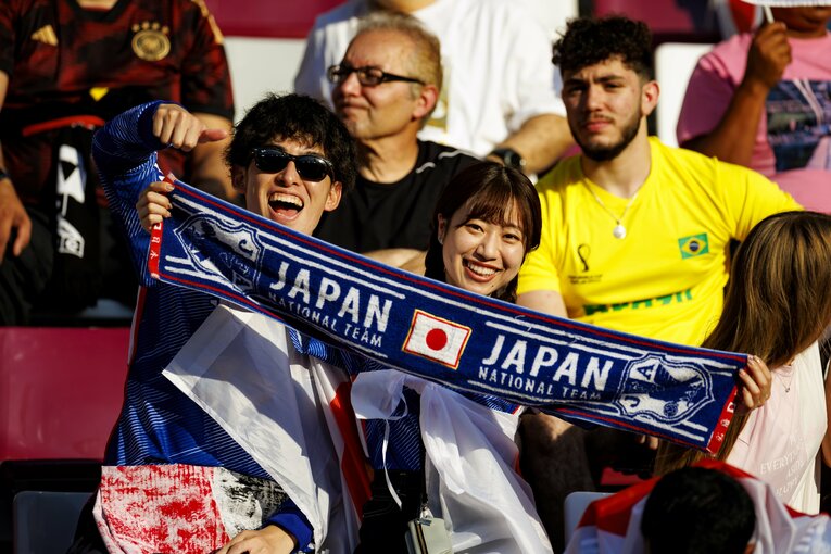 カタールW杯の女性サポーター　©Kiichi Matsumoto/JMPA