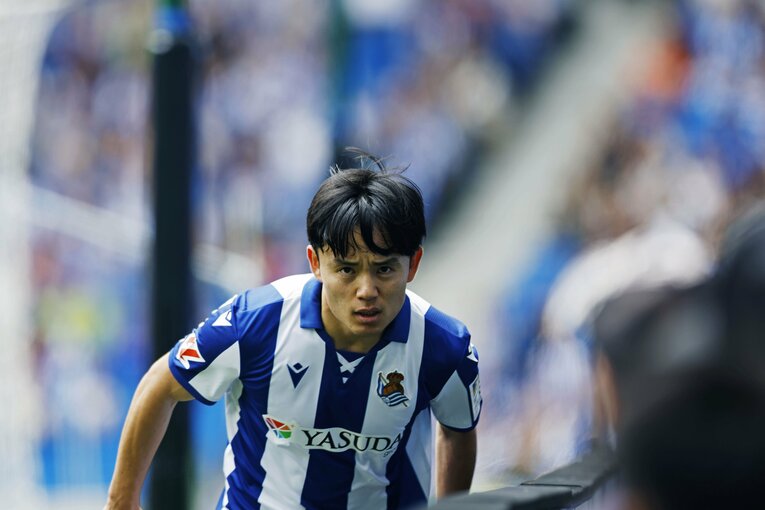 「至る所に14番ユニの子供」久保建英が“バスクで愛される日常”を激写「甥っ子がタケクボって応援してるんだ」醸造所レストランオーナーのこぼれ話(12)