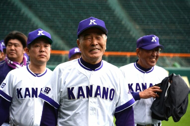 40年前に“第一次金農旋風”を巻き起こした嶋崎久美元監督　©Yoshihiro Ando