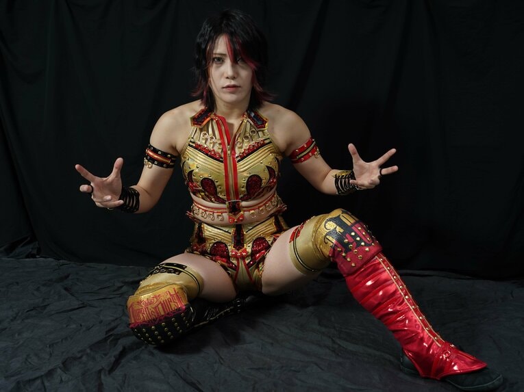 「林下詩美は強い。そのイメージを取り戻したい」王座陥落から1年弱…“カッコいい女”はスターダムの頂に返り咲けるのか《特別グラビア》(28)