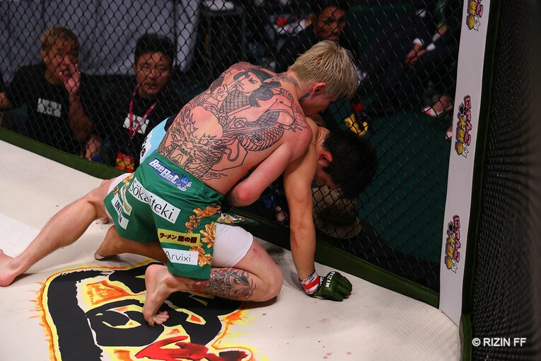 『RIZIN LANDMARK 5』斎藤裕vs平本蓮　©RIZIN FF