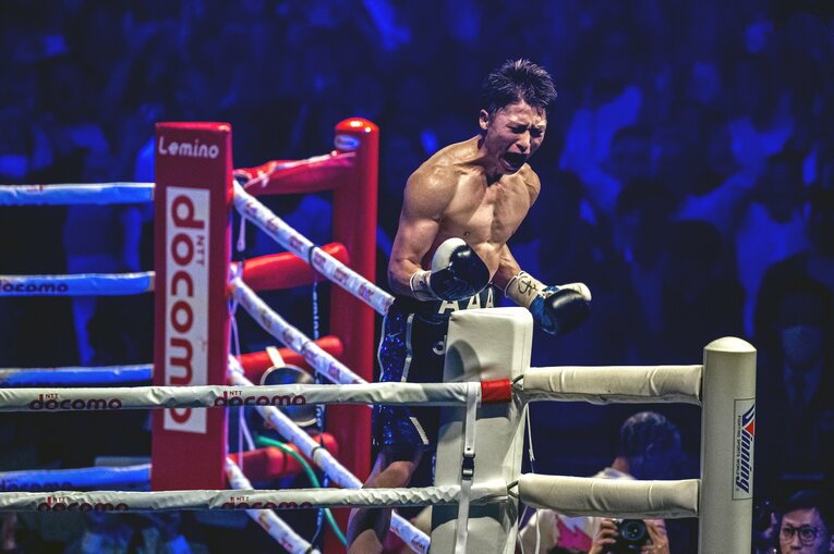 試合前の言葉通り、まさに「想像を超えるボクシング」を披露した井上尚弥　©︎Takuya Sugiyama