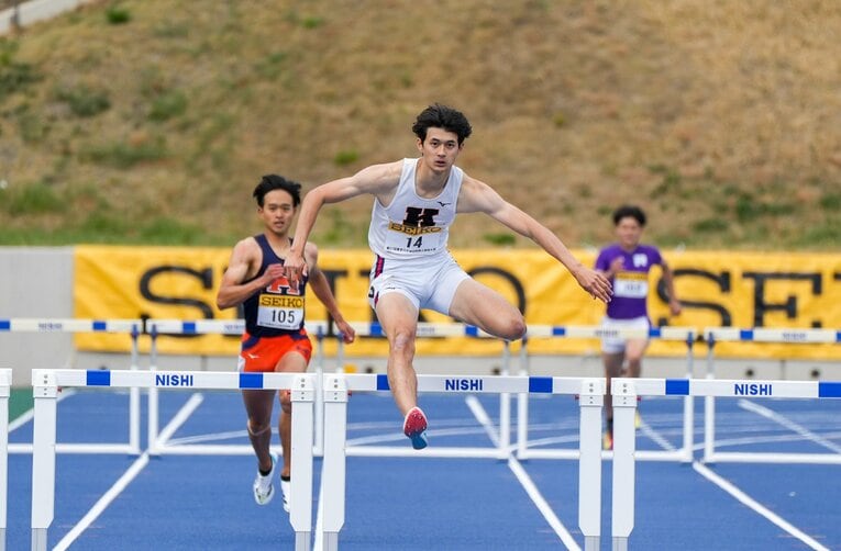 今季初戦の東京六大学対校では400ｍハードルで圧勝　©Satoshi Wada