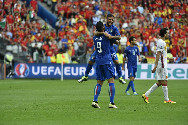 スペイン撃破に喜ぶインシーニェとペッレ©TakuyaSugiyama