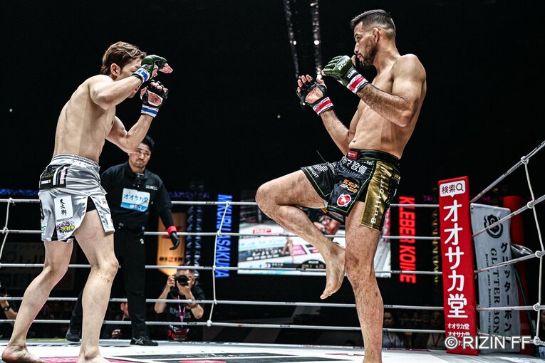 『超RIZIN.4』朝倉未来vs.クレベル・コイケ　©RIZIN FF