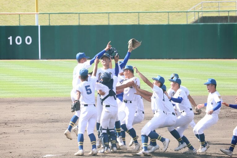 7年ぶりとなる東北大会優勝を決めた福島・聖光学院　©Genki Taguchi