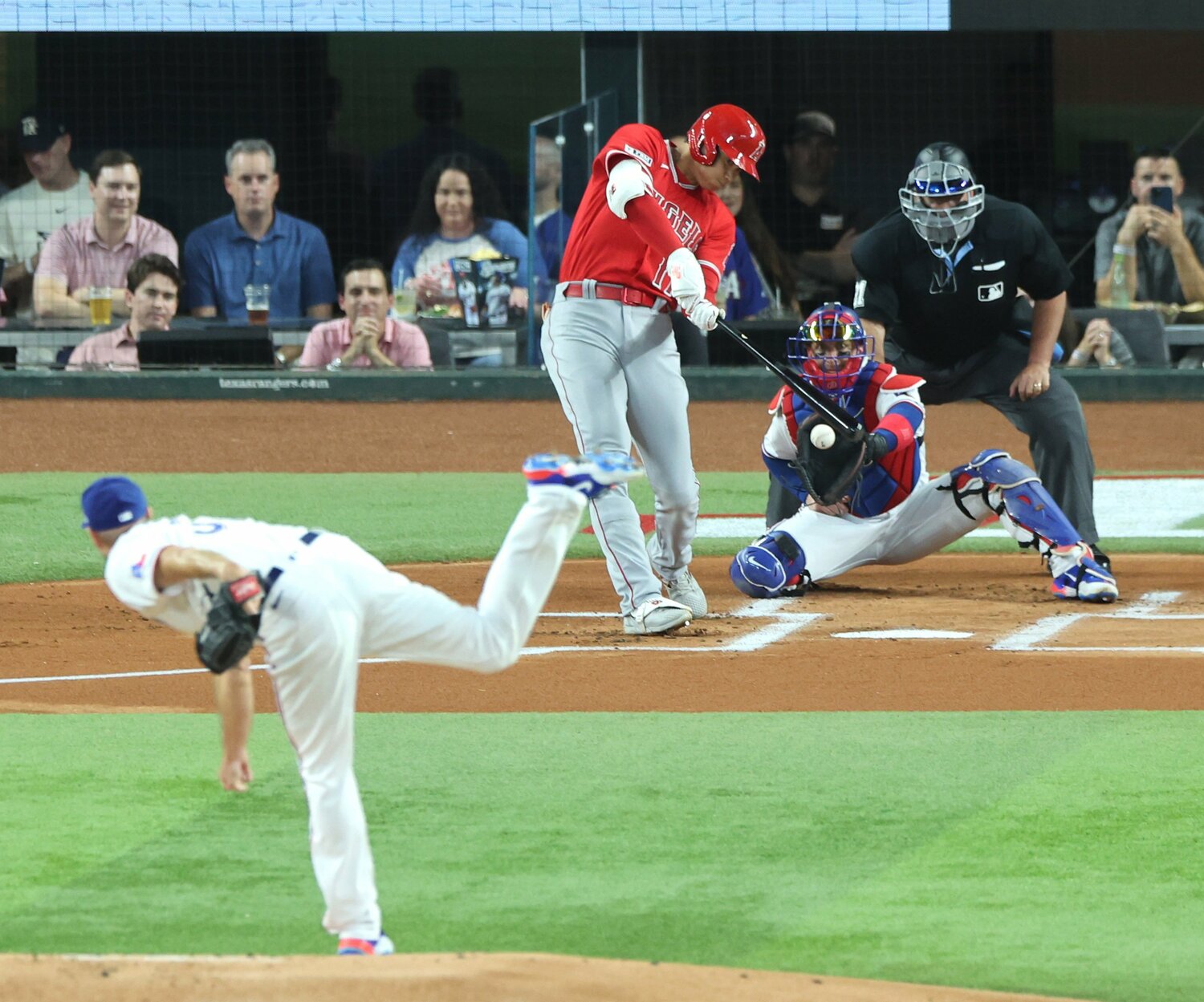 今季の大谷vsシャーザー。サイヤング賞3度の名右腕も、大谷にエールを送った　©JIJI PRESS