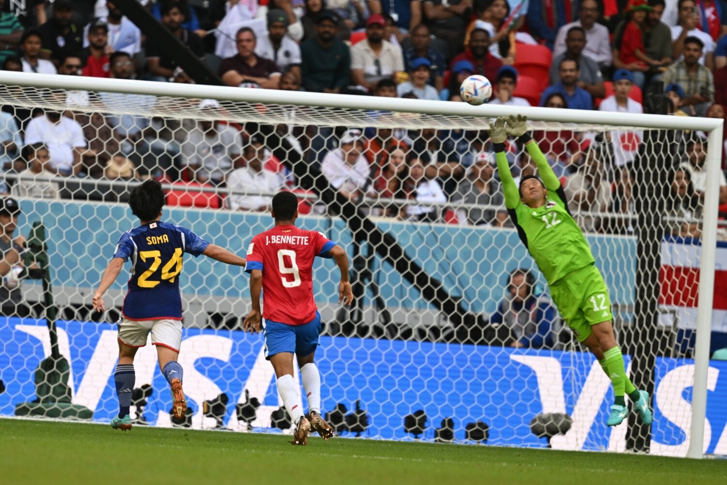 81分、コスタリカがこの日唯一となる枠内シュートで先制ゴールを挙げたシーン　©Getty Images