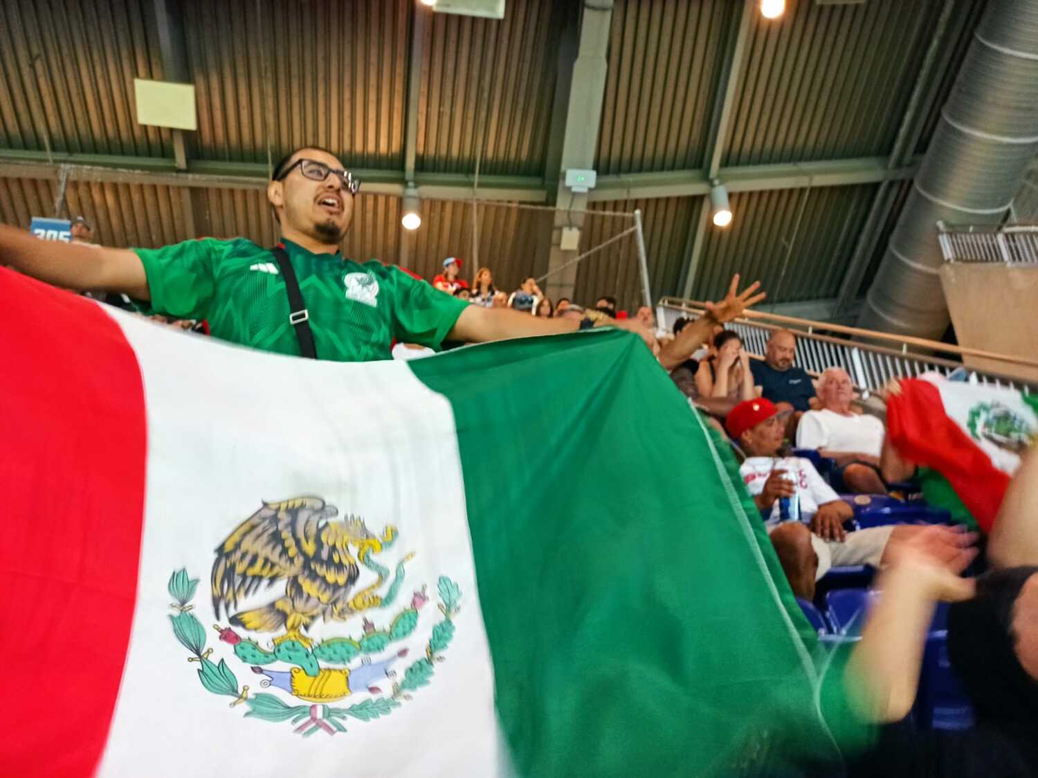 メキシコのファン ©Hiroaki Sawada