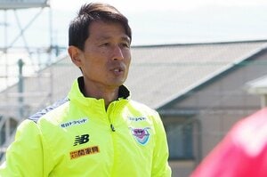 「ライバルなんて思ったことは…でも」 鳥栖の39歳・金明輝監督が持つ阿部勇樹らへの敬意と“指導者のプライド”
