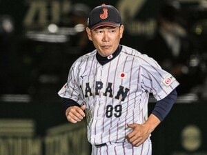「1日でも早く返事はほしい」井端弘和監督が明かしたWBCメジャー組の選考事情…最大の焦点は大谷翔平の参戦か？ 独断で選ぶ侍ジャパン30人予想《投手編》