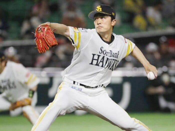 審判も驚く「和田毅のボールが蘇っている」…盟友・杉内俊哉とオフに話していた復活の要因とは？【40代での複数勝利は球団初】＜Number Web＞ photograph by KYODO