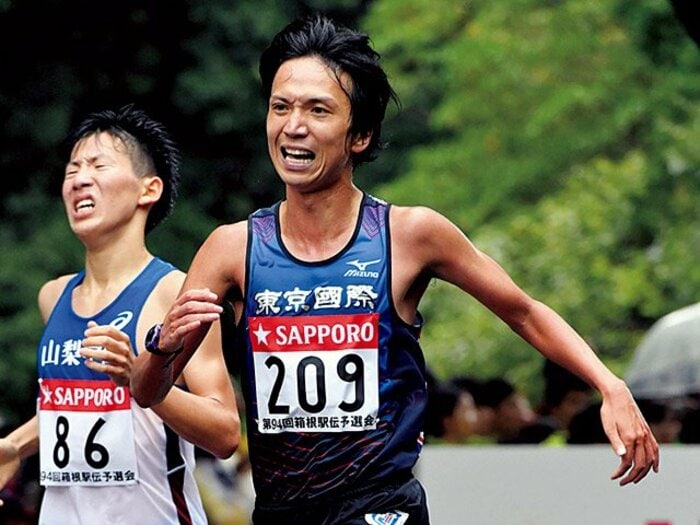 30歳の大学1年生、渡邊和也が迎えるはじめての箱根駅伝。～予選会のタイムは東京国際大の9番目～＜Number Web＞ photograph by AFLO