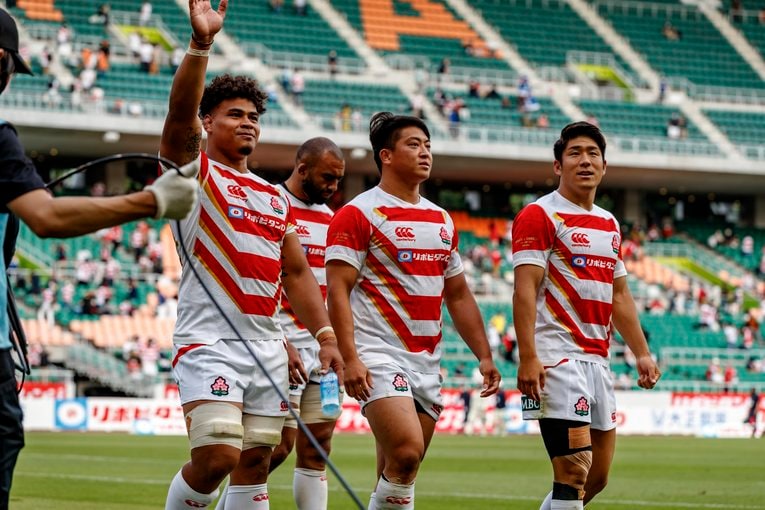 日本代表No.8テビタ・タタフ、HO坂手淳史、SO松田力也　©︎Kiichi Matsumoto