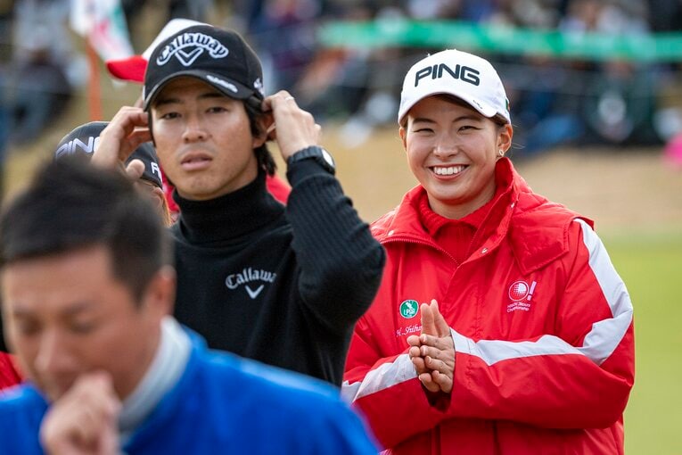 渋野日向子、石川遼（2019年 日立3ツアーズ選手権）©︎Takuya Sugiyama