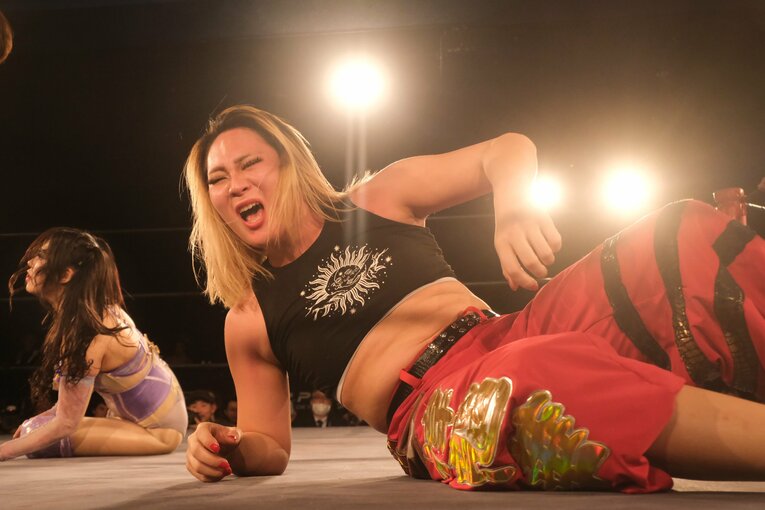 「私なんて“女もどき”なんじゃないか」タイで性別適合手術を受けたトランスジェンダー女子レスラー…エチカ・ミヤビがリングで流した涙の意味(25)