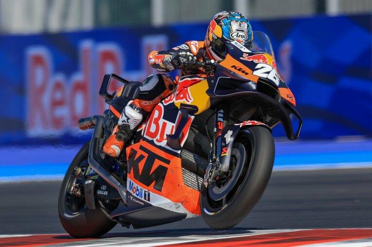 現役を引退して5年になるにもかかわらず、ワイルドカード参戦のサンマリノGPで4位入賞したペドロサ ／ photograph by Satoshi Endo