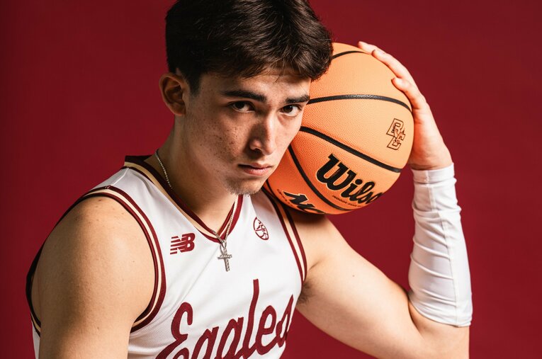 NBA入りを目指し、ボストン大で腕を磨くデーブス流河（20歳）。報徳学園高1年時にウインターカップに出場、2年夏のインターハイ後に渡米した ／ photograph by Boston College Athletics