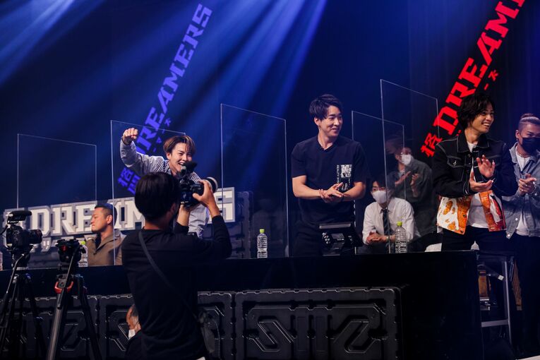 中村倫也と宇佐美正パトリックがLDH“所属”に…白濱亜嵐も「誇らしいよ」と語る格闘技への“ガチ度”とは？(14)