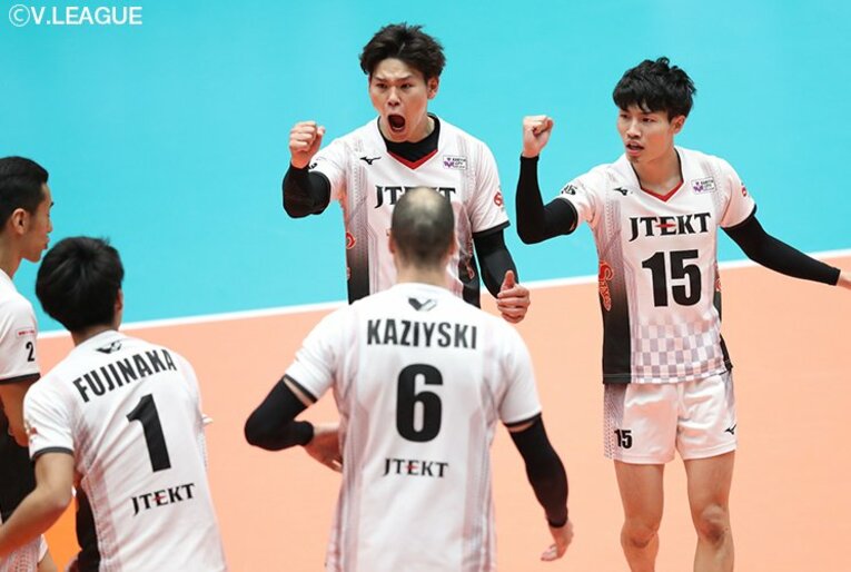 西田有志のサービスエースの裏に。ジェイテクト悲願のVリーグ初優勝。(2)
