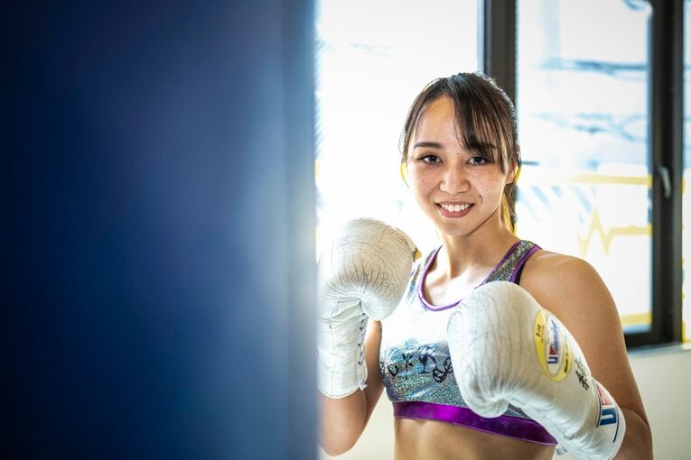 「武尊さんみたいに気迫で前に出て…」大学1年生・松谷綺が19歳で狙う“K-1女子”の頂点《特別フォトインタビュー》(4)