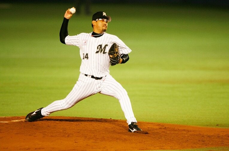 千葉ロッテ時代の小宮山 ／ photograph by Naoya Sanuki