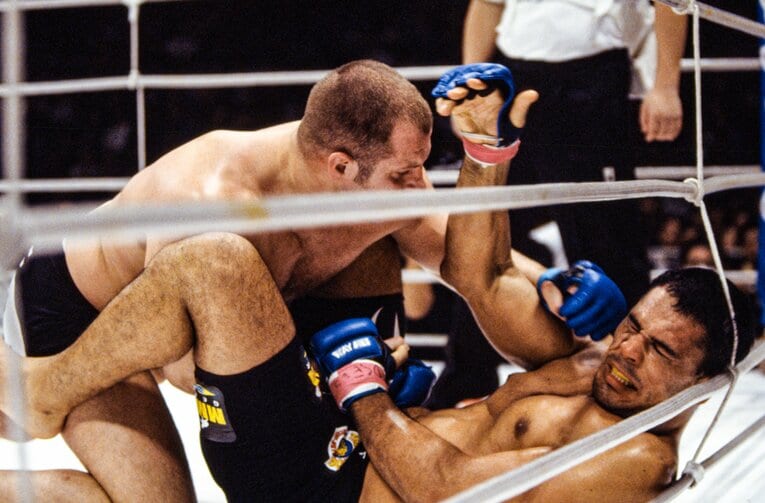 ノゲイラは終始苦しい戦いを強いられた