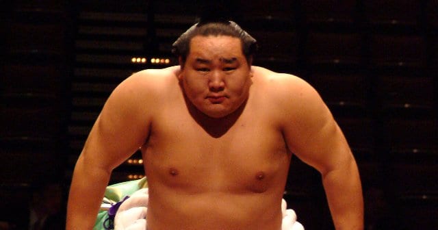 朝青龍が貴乃花にいきなり「おい、俺に胸出せ！」曙がビックリして「俺