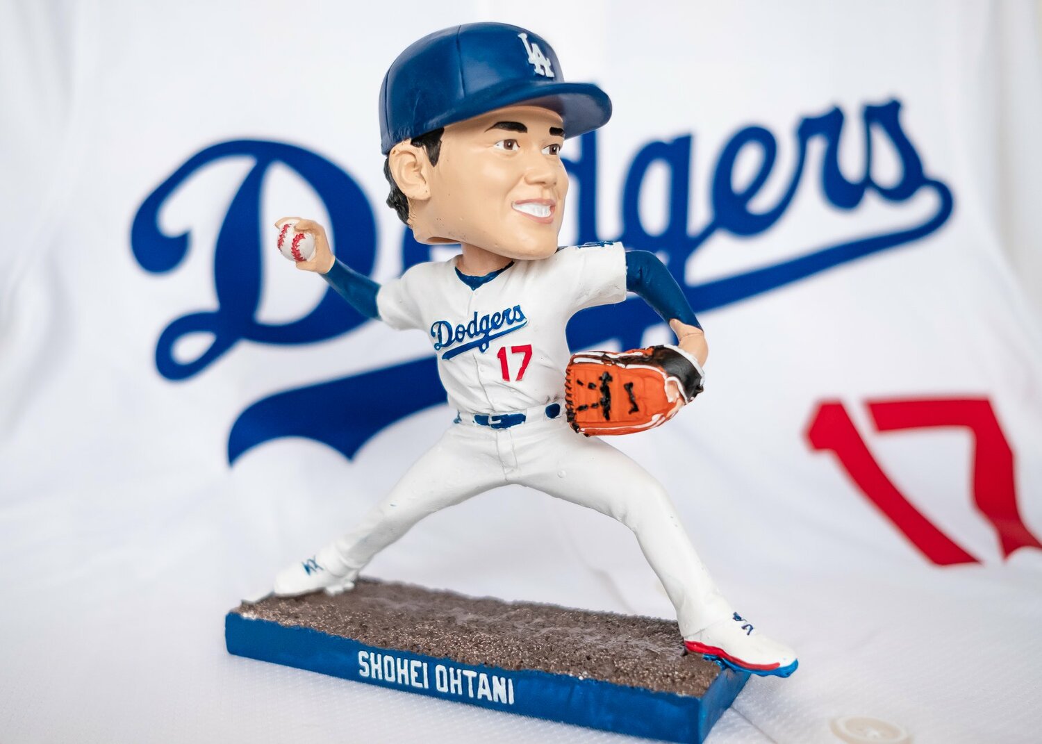 現地時間9月10日の試合で配られた大谷翔平のピッチングボブルヘッド　©Miki Sano
