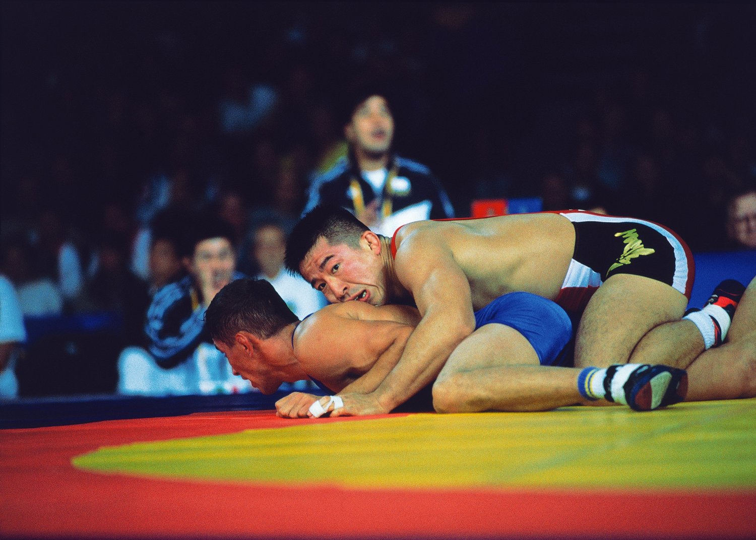 シドニー五輪レスリング男子グレコ69kg級で銀メダルを獲得した　©︎AFLO SPORT