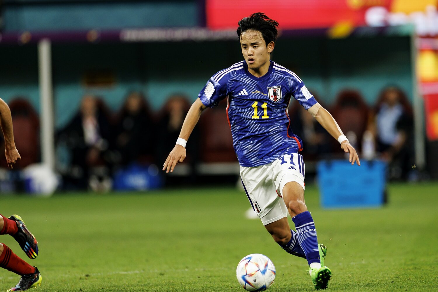 守備に追われた印象が強い久保。スペイン戦でこそ、彼のプレーを見たかったが…　©Kiichi Matsumoto/JMPA