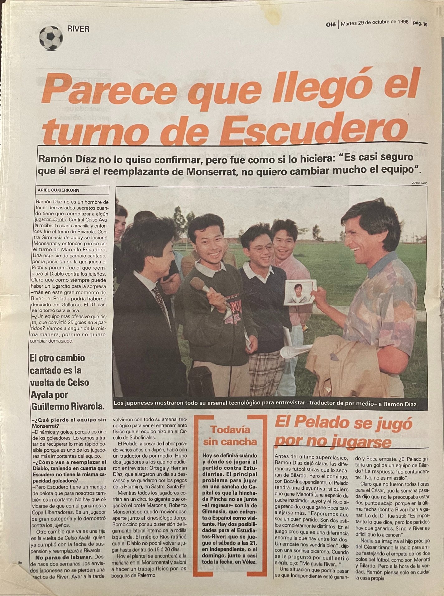 トヨタ杯の事前取材時、現地紙にて田中さん（右から2人目）の写真が掲載された　※本人提供