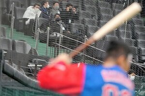 【舞台ウラ】なぜ山川は昨秋「戦力外→合格率5～6％のトライアウト」の家族席に姿を現したのか？