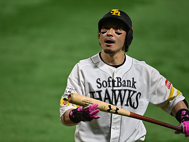 柳田悠岐と比較しても…トレーナーも驚く松田宣浩の“走る”力 プロ16年目