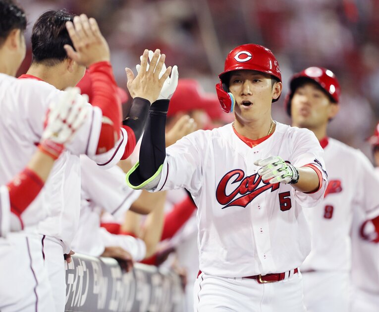 「50点」広島。FAで移籍した西川龍馬の穴を埋められるか…　　©JIJI PRESS