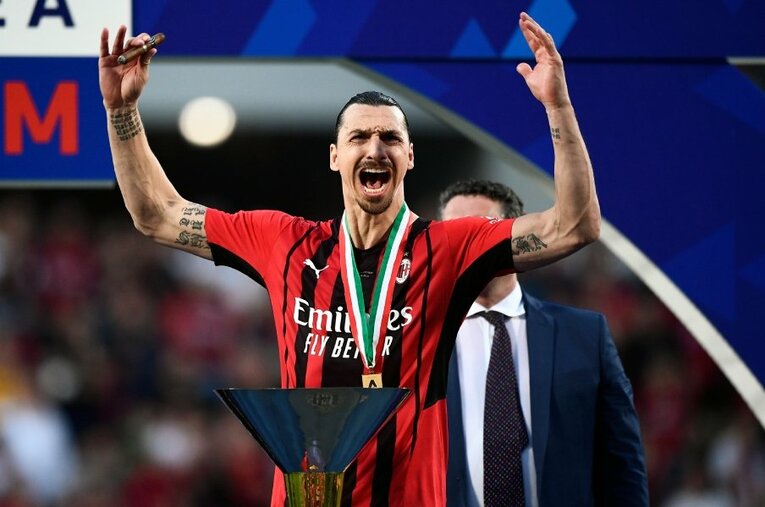 名門の再興を誓い3年前に復帰したイブラヒモビッチ。宣言通りにミランを高みへと導いた ／ photograph by Getty Images