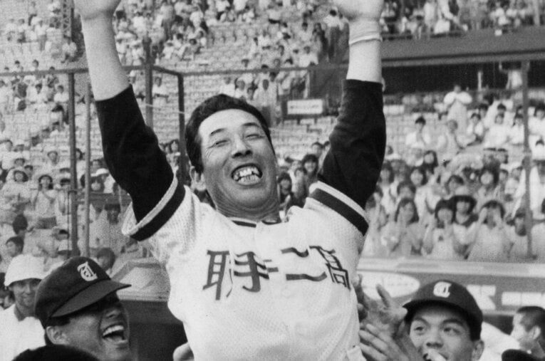 「木内マジック」と呼ばれた采配で公立校の取手二高を甲子園優勝に導いた木内監督。同年の秋に木内監督は常総学院高に移り、それ以来取手二は甲子園に出場していない ／ photograph by SANKEI SHIMBUN