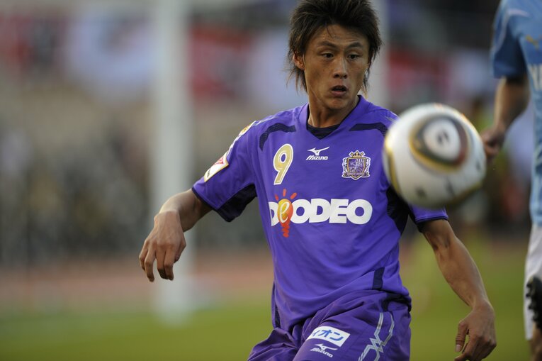 広島時代の李忠成　©Sports Graphic Number