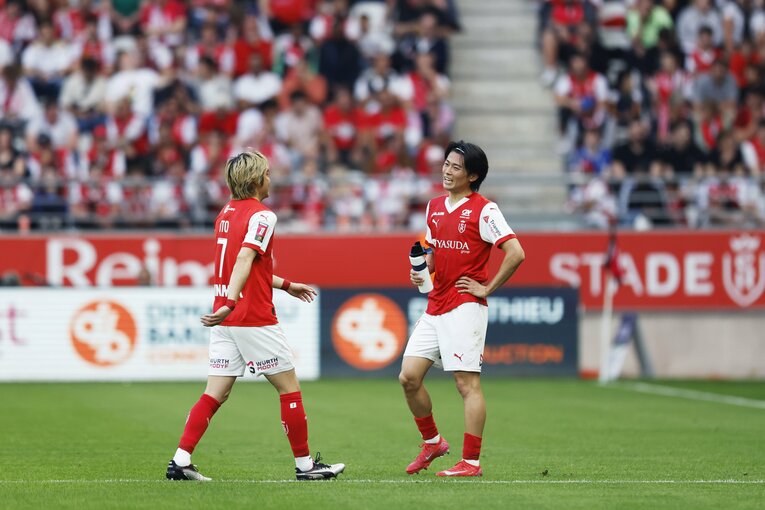 給水タイムにも声を掛け合った　©Daisuke Nakashima