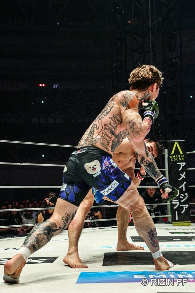 『超RIZIN.5』平本蓮vs.カルシャガ・ダウトベック　©RIZIN FF