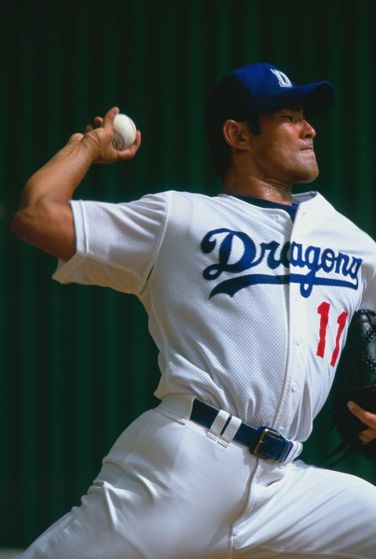 力投する川上　©BUNGEISHUNJU