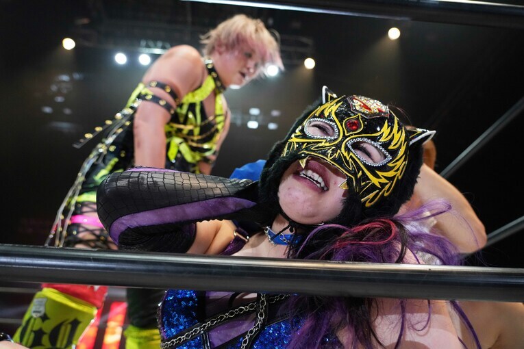 7月2日、高橋奈七永に敗れて悔しさをにじませるスターライト・キッド