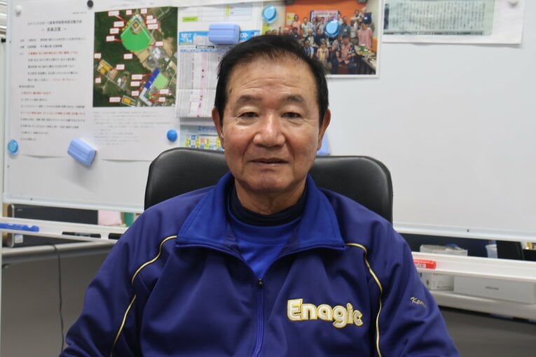 チームを率いる神谷監督　©Fumi Sawai