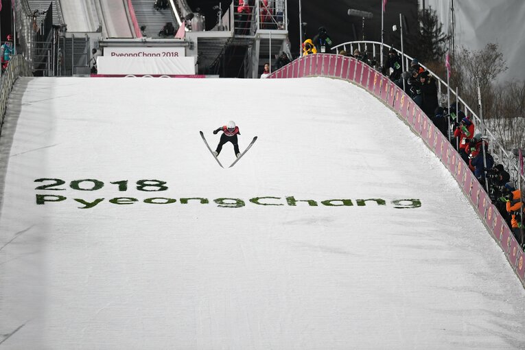 【高梨沙羅の軌跡】2018年、平昌五輪（右にスワイプすると写真は続きます）　©Asami Enomoto/JMPA